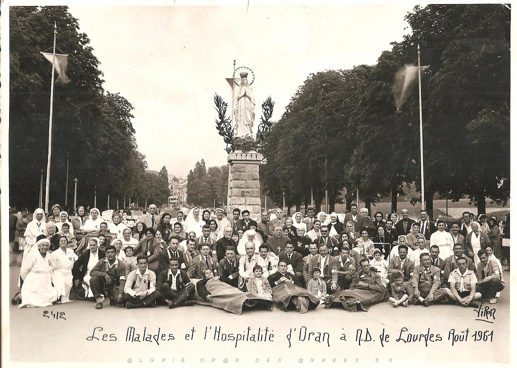LOURDES 1961 LES MALADES ET L HOSPITALITE D ORAN.jpeg